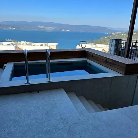 Hotel In With Luxury *