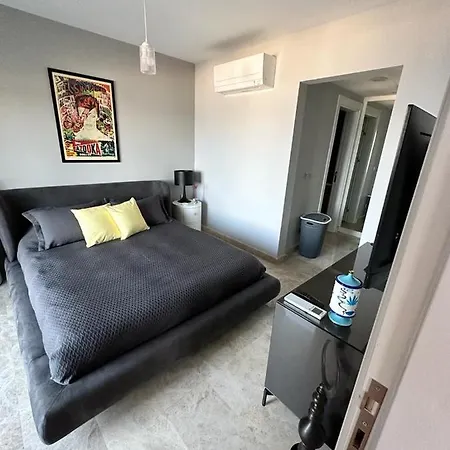 מלון In With Luxury